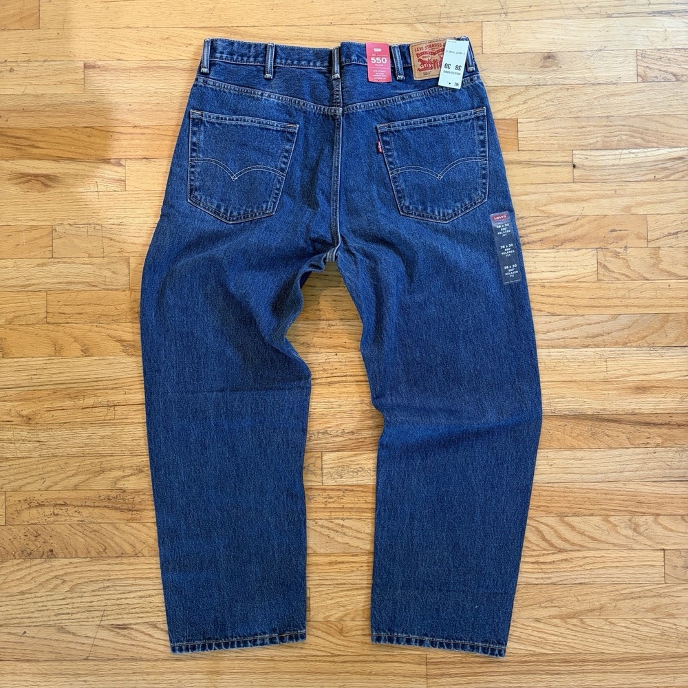 Levi's 550 Relaxed Fit Dark Stonewash Denim Jeans 38x30